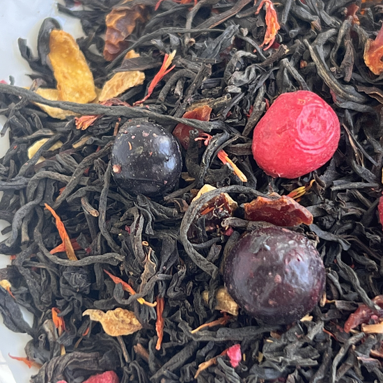 Чёрный чай листовой с ягодами "Царский бархат", 80 гр