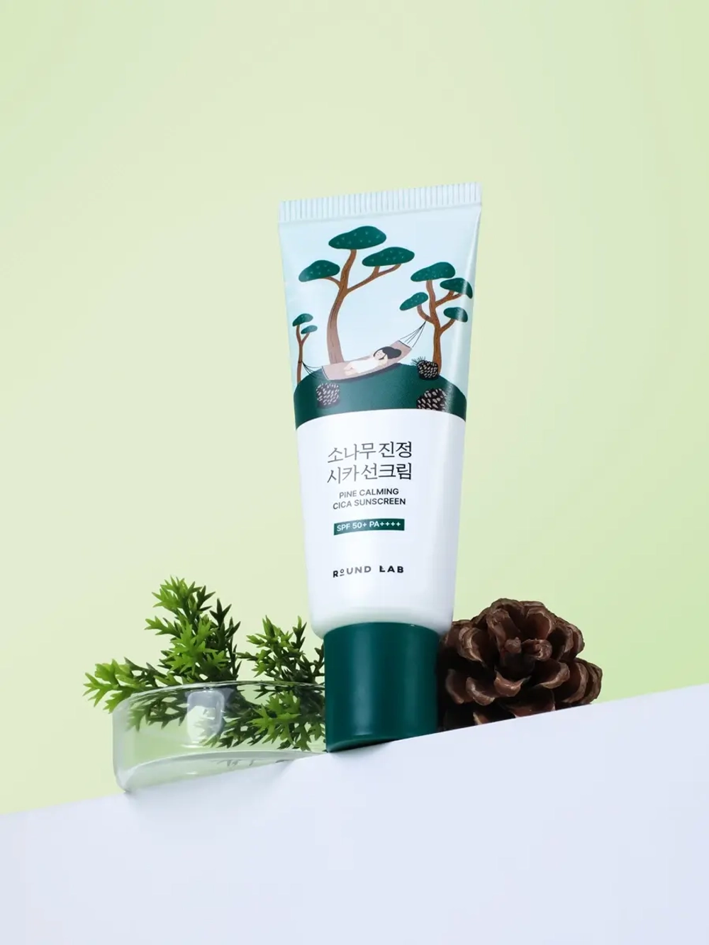 Round Lab Солнцезащитный крем с сосной и центеллой для проблемной кожи SPF50 Pine Calming Cica Sunscreen 40 мл