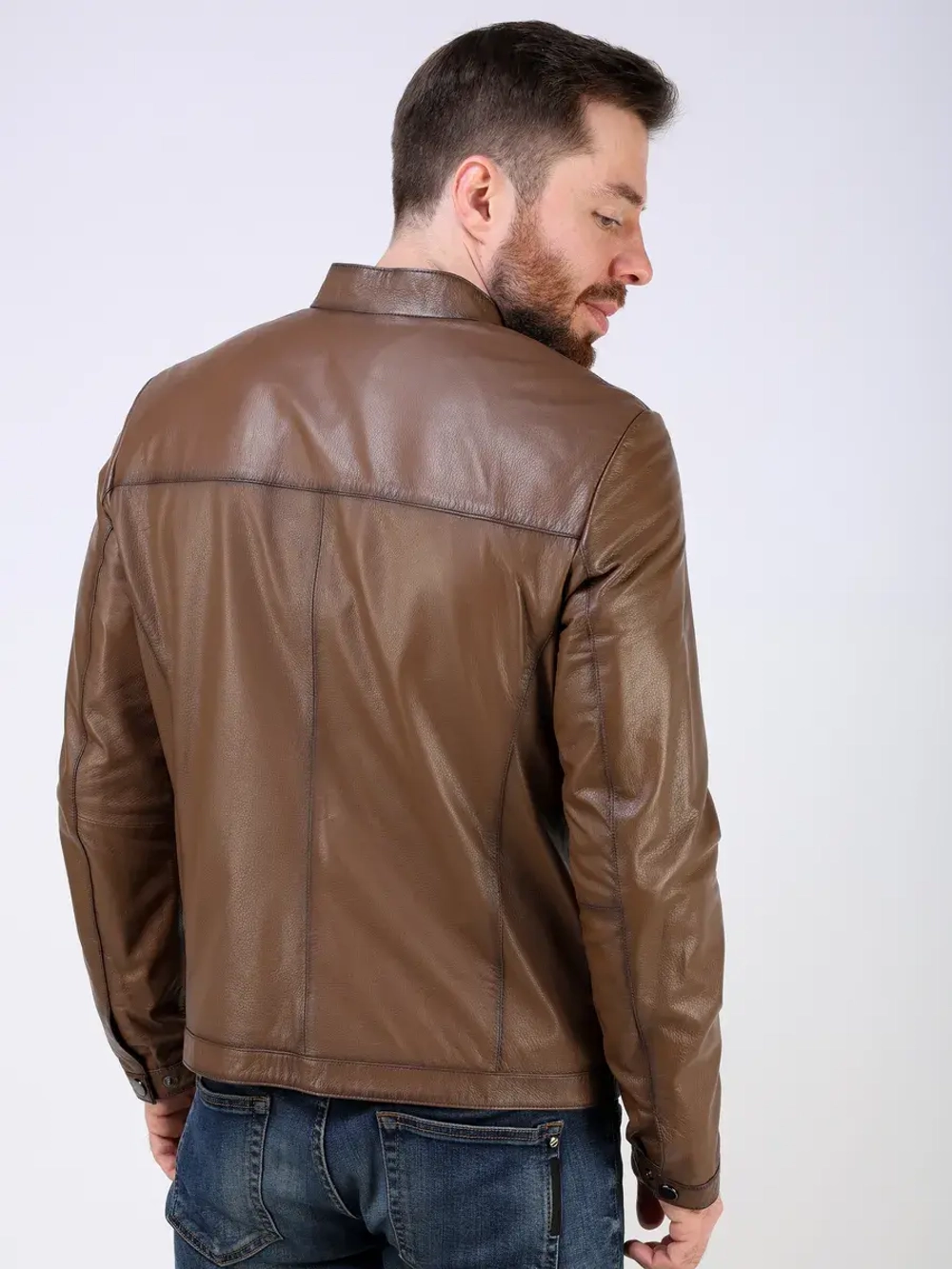 Кожаная куртка демисезонная