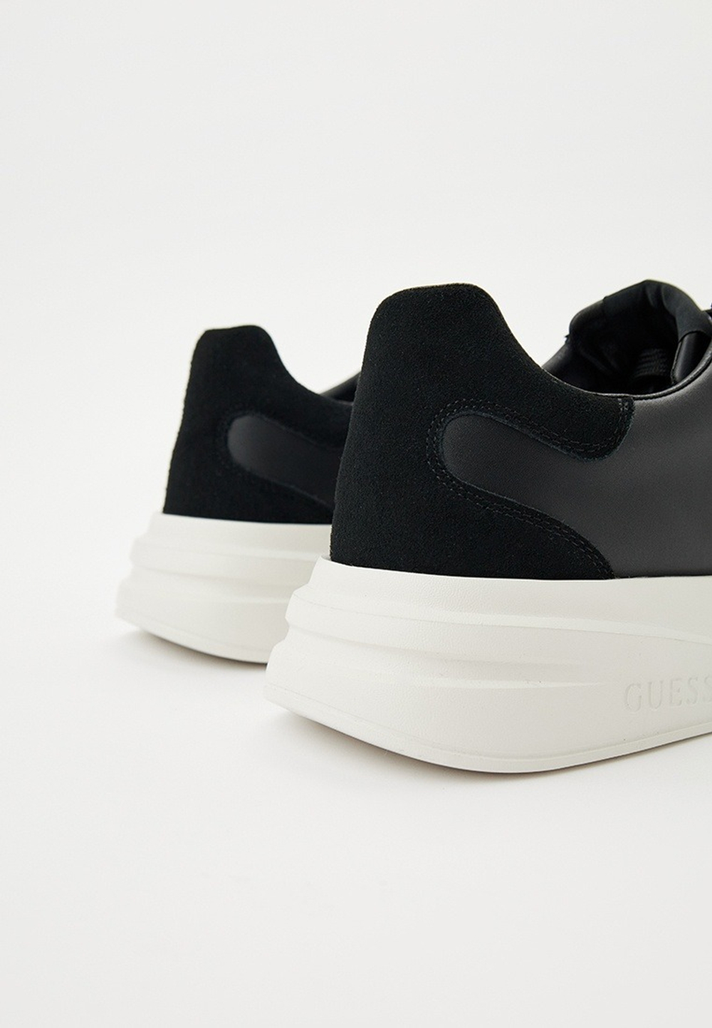 Кроссовки мужские GUESS ELBA