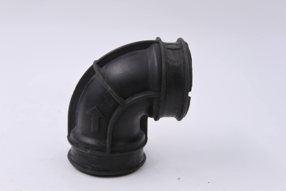 Патрубок посудомоечной машины 673000900407