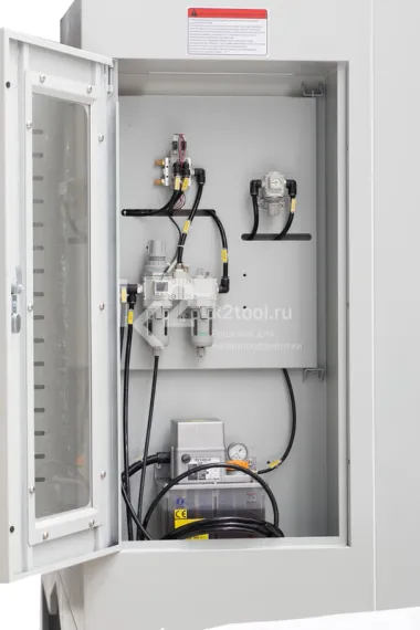 Вертикальный фрезерный станок c ЧПУ FLLS VMC-1580