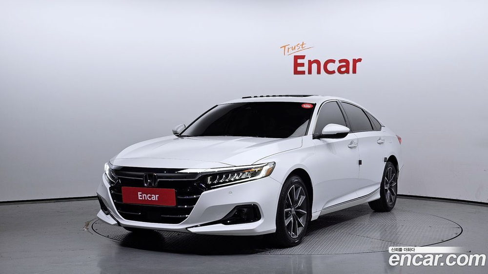 Honda Accord 10 Generation 1.5 Turbo (12.2022)