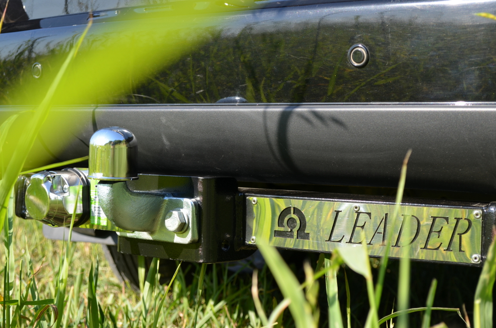 Фаркоп с унив. электрикой Smart для SSANG YONG REXTON 1 2003-2007 REXTON 2 2007- KYRON 2 (DJ) 2007-2015 (C НЕРЖ. ПЛАСТИНОЙ) арт.S205-F(N)