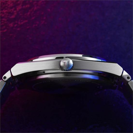 Мужские часы Tissot T137.410.11.041.00 фон сиреневый