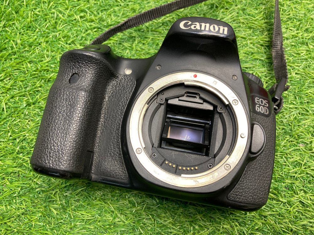 Canon EOS 60D С дефектом