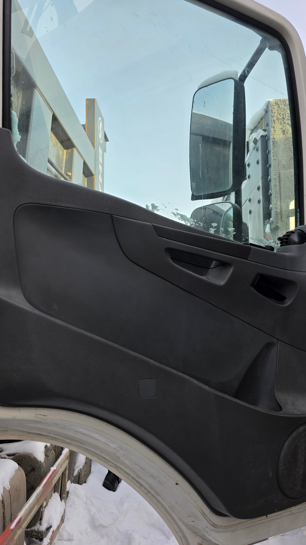 КамАЗ М1840 4x2 Седельный тягач 5490-S5 (Дизельный, 12,0 л, 401 л.с., МТ)