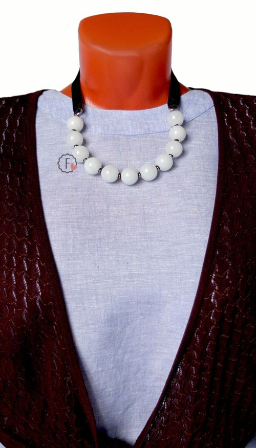 колье из натуральных камней