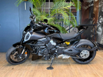 Ducati Diavel V4 (2025) + Akrapovic Titanium