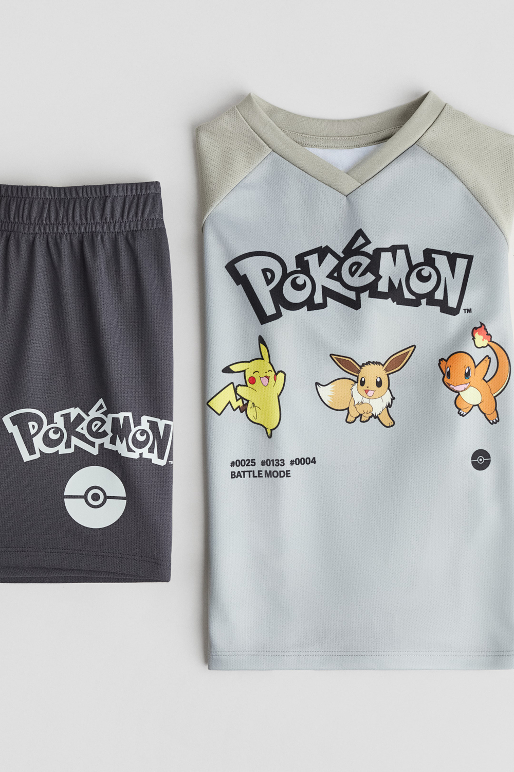 H&M Комплект из футболки и шорт с принтом, серый