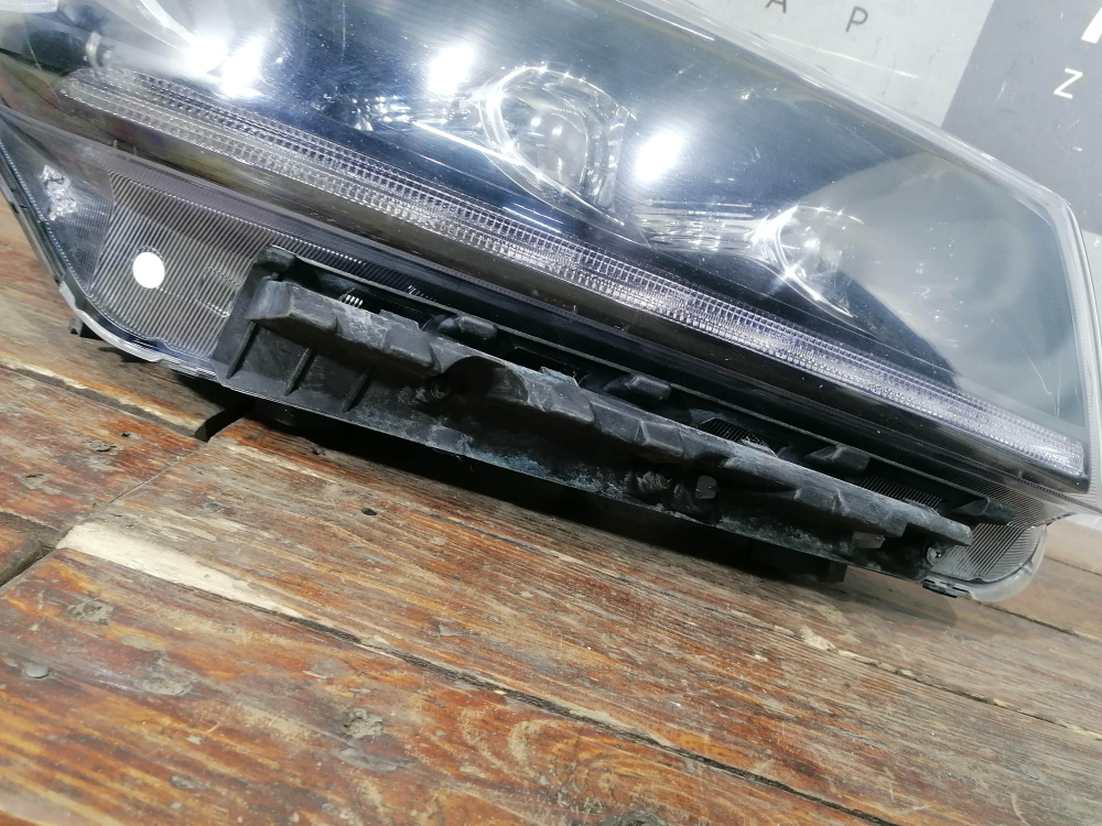 Фара правая LED Kia Sorento 3 Prime (UM) 17-20 Б/У Оригинал 92102C5600