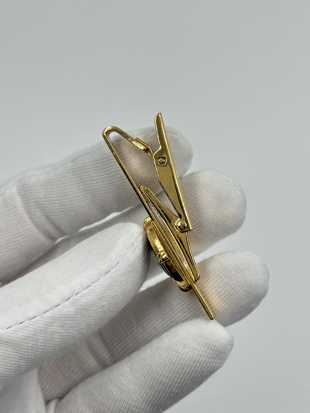 Зажим для галстука черный с парусником Wedgwood