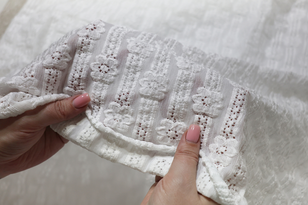 БЕЛЫЙ - Ажурный трикотаж (КРВ645 Елена) (к1 испачкан местами)