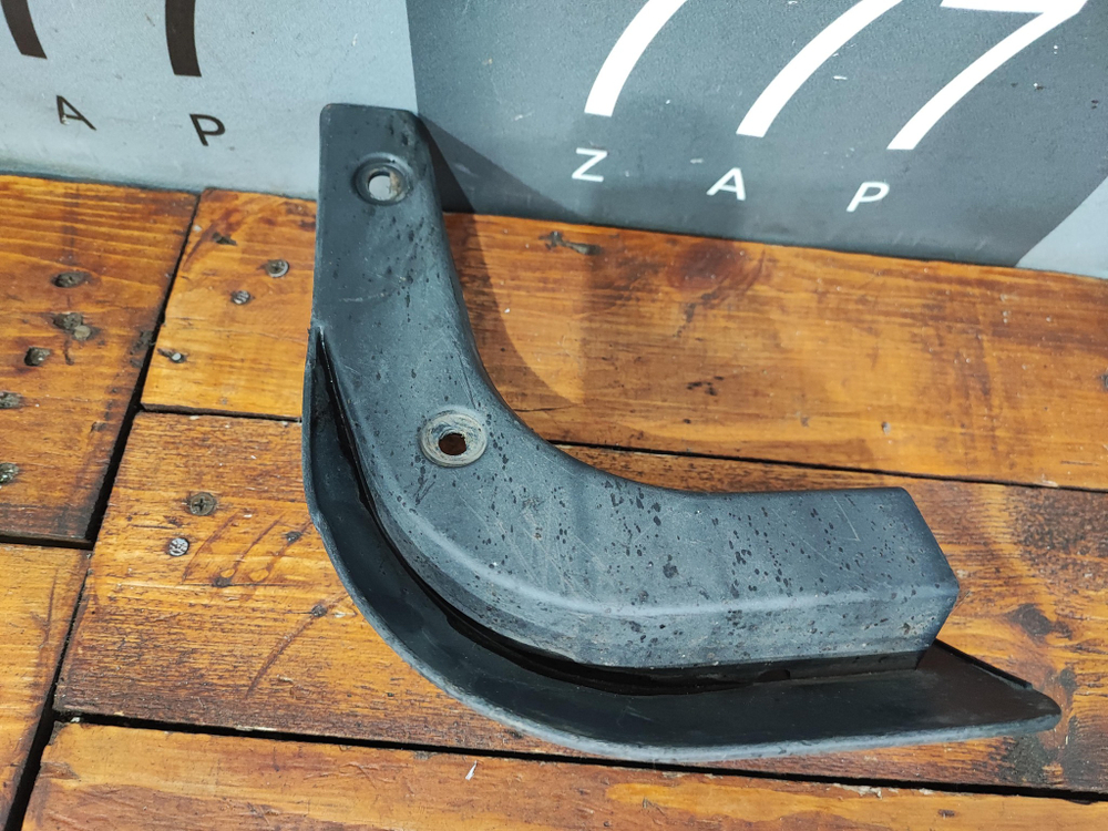 Брызговик задний правый Kia Ceed 2 (JD) 12-18 Б/У Оригинал 86842A2000