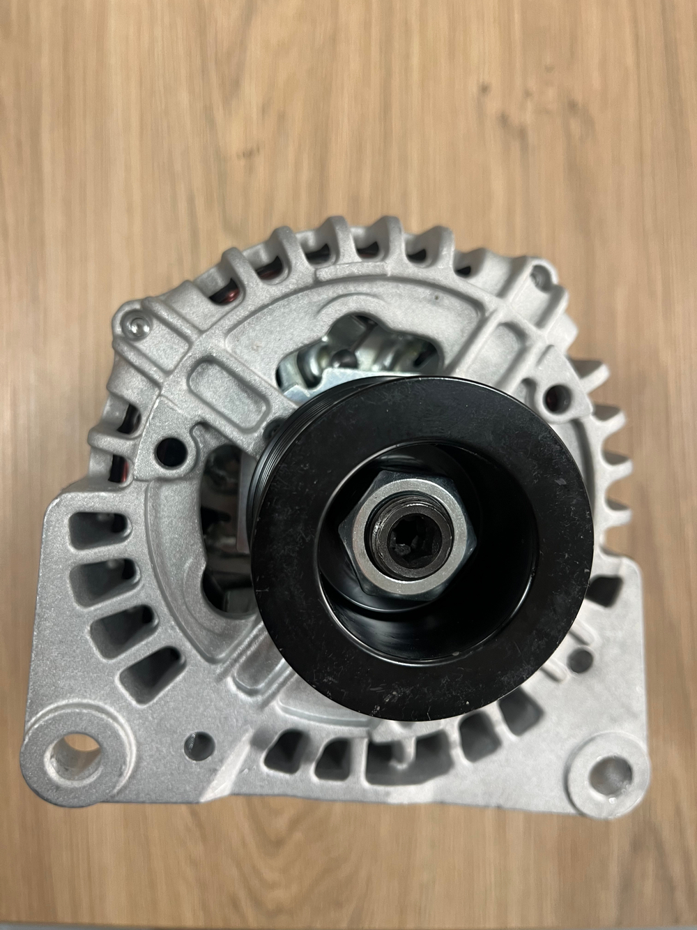 Генератор на DIESELMAX 320/08610 320/08680, 320/08719, 320/08560, AAK5840, F000BL0444