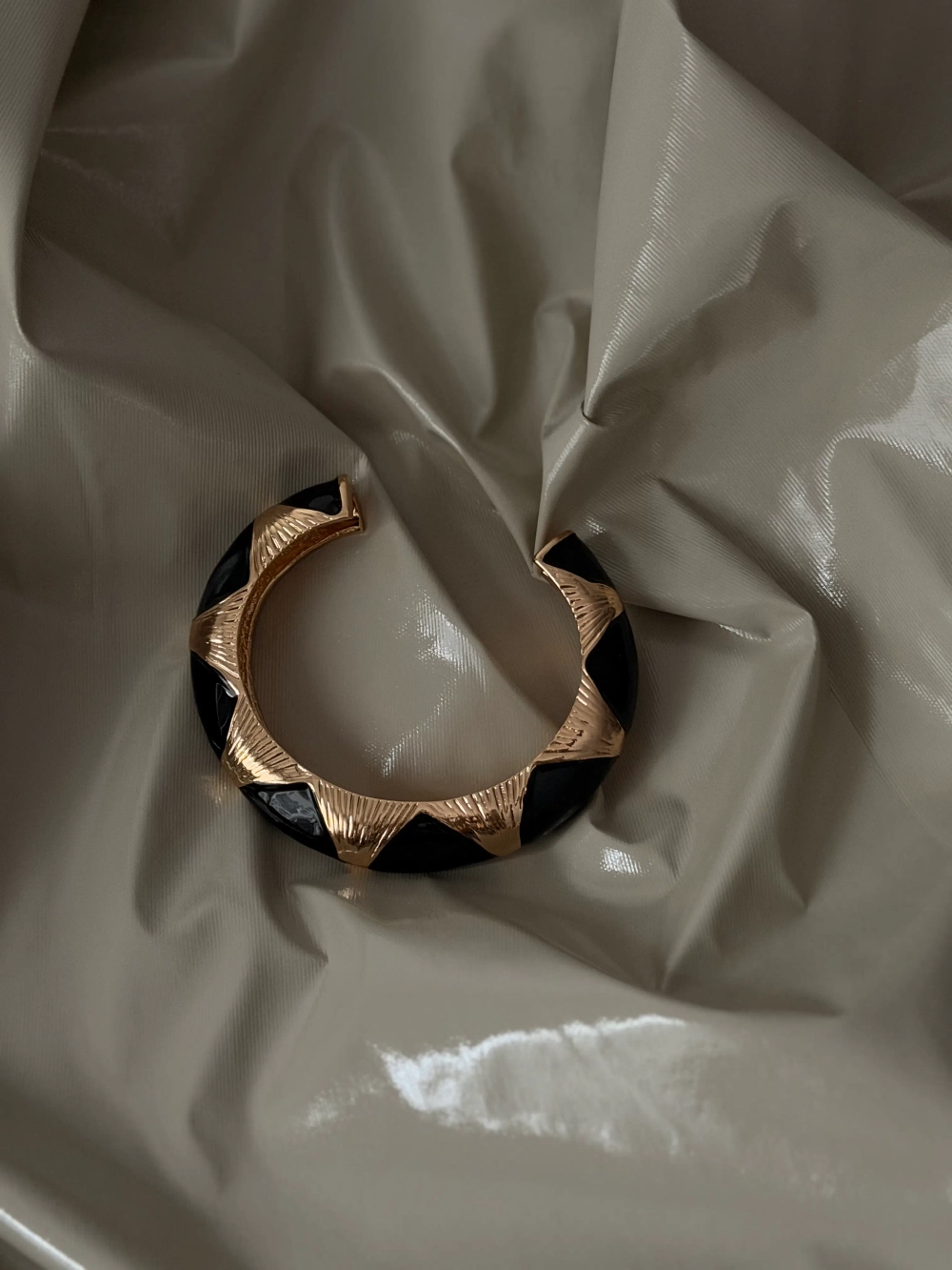 Браслет узкий Диора, Черный