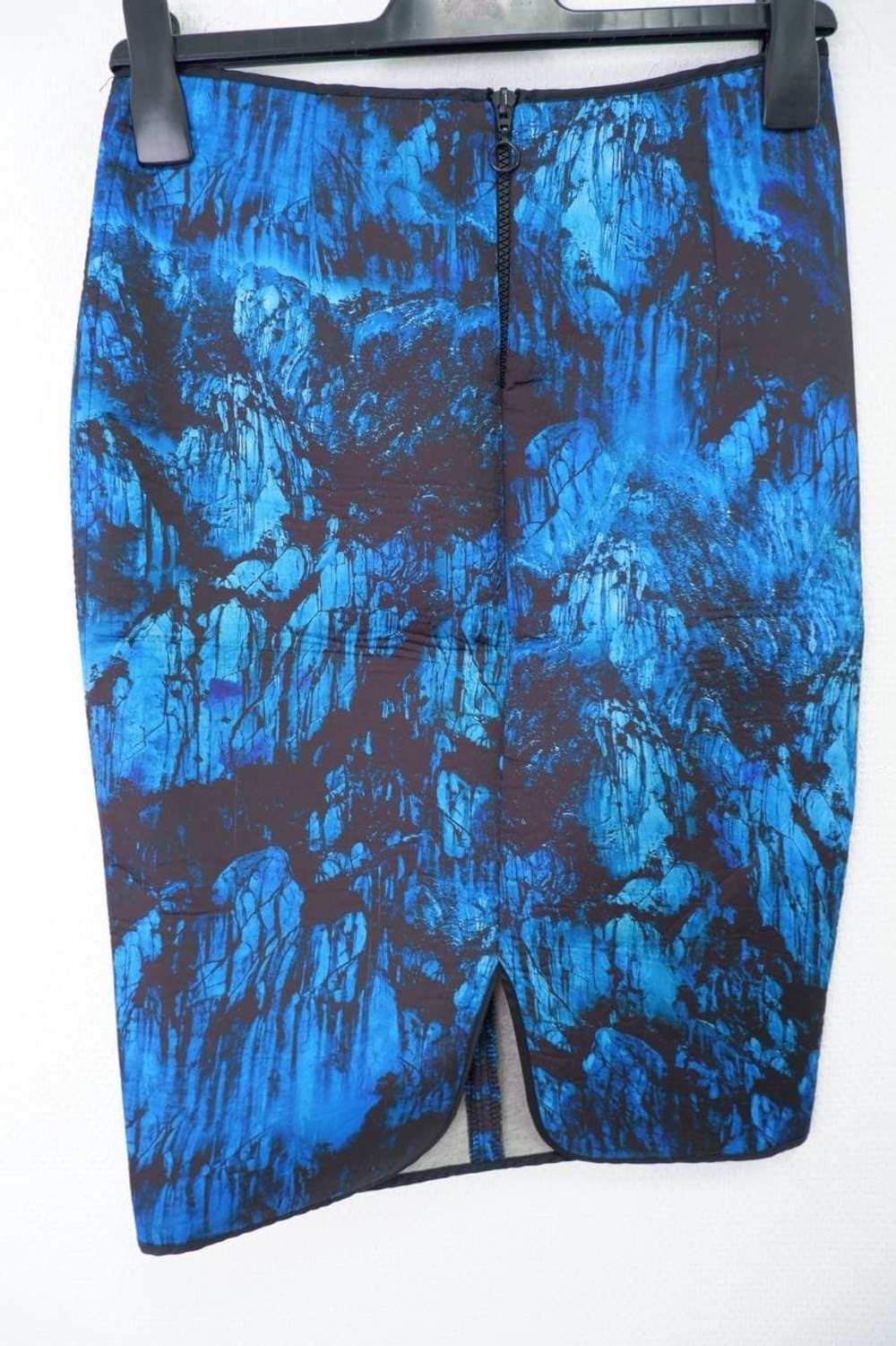 Юбка Zara плотная 44/46 размер