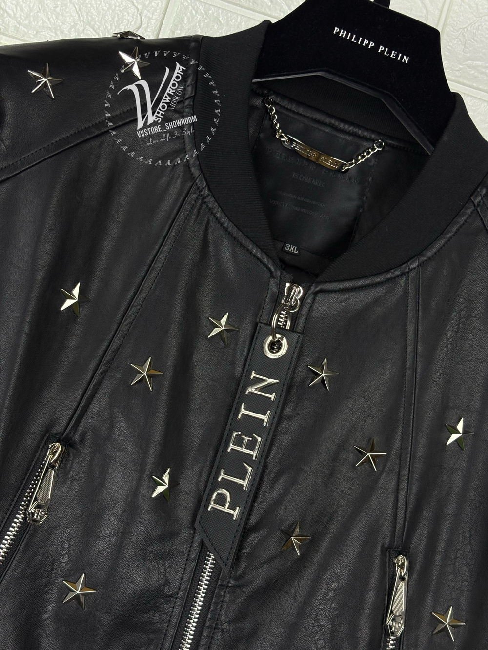 Кожаная куртка Philipp Plein с металлическими звёздами