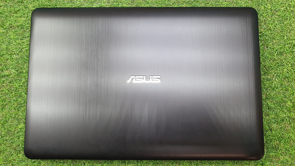 Ноутбук ASUS  Celeron/2 Gb