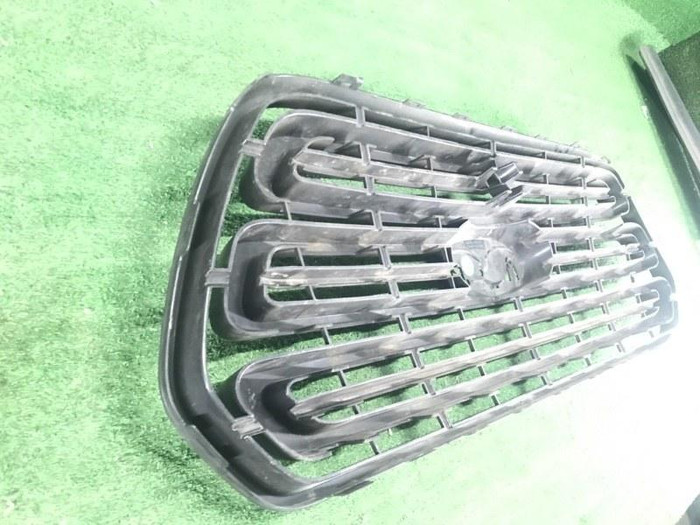 Решетка радиатора Ford Transit 7 (2014-2019)