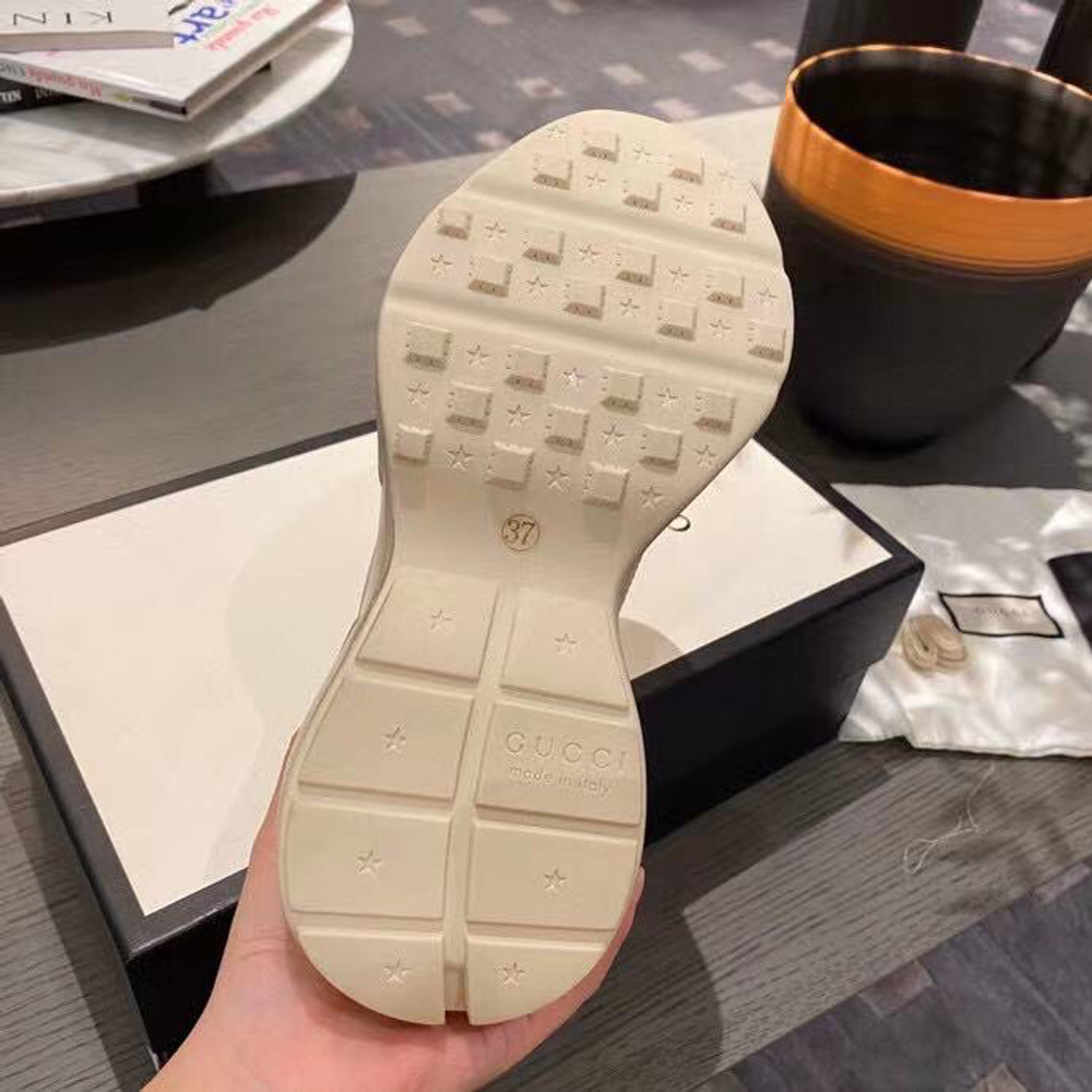 Кроссовки Gucci