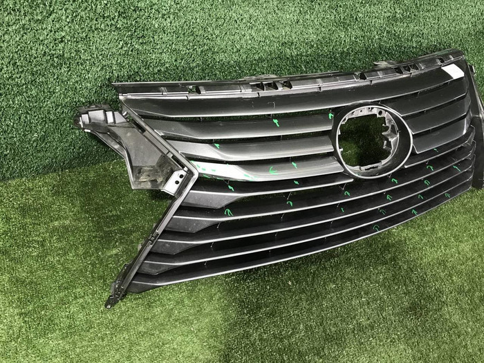 Решетка радиатора Lexus RX 4 (2015-2019)