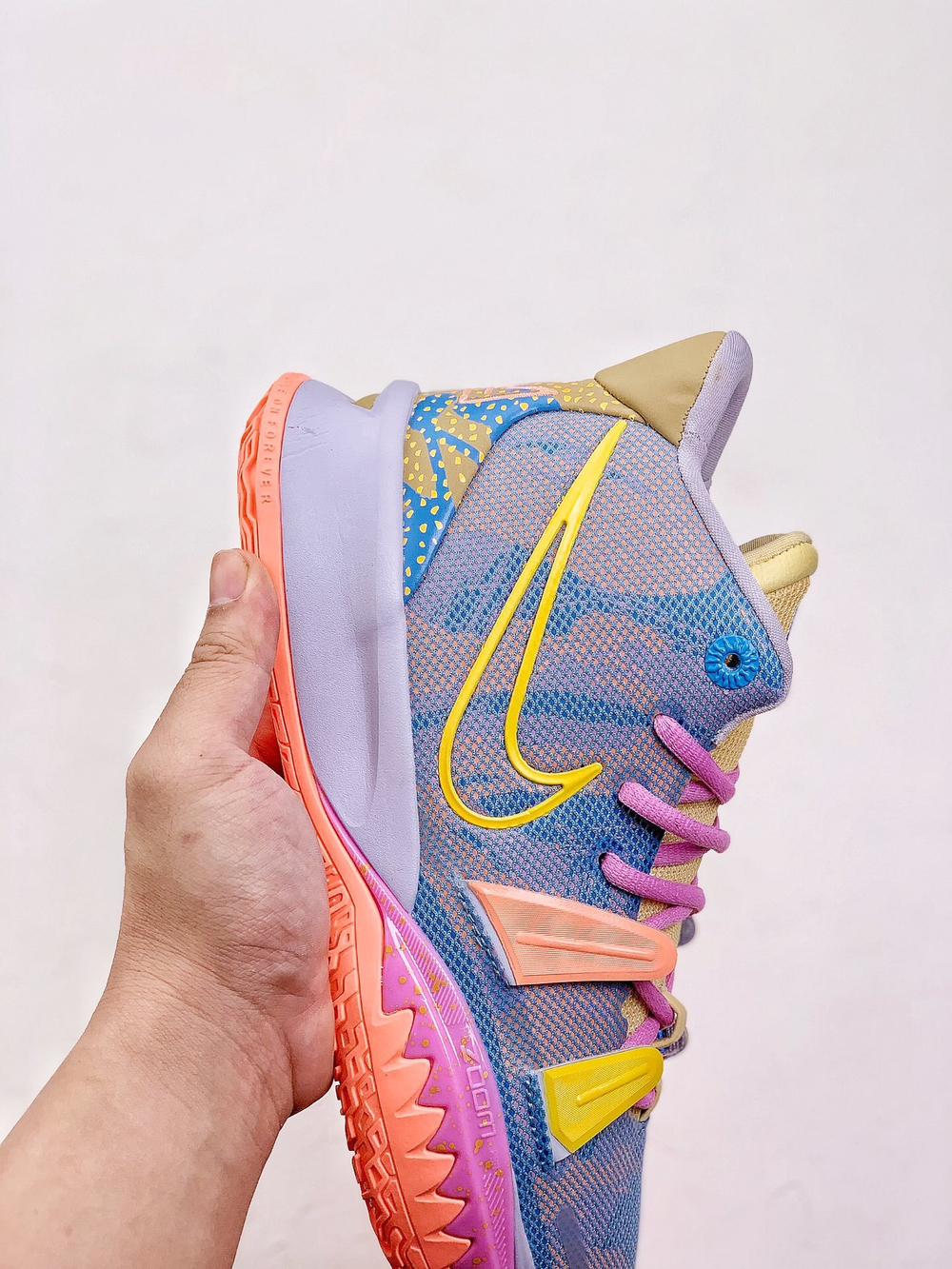 Nike Kyrie 7 Expressions