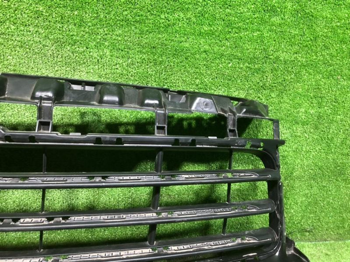 Решетка переднего бампера Porsche Cayenne 3 17-23