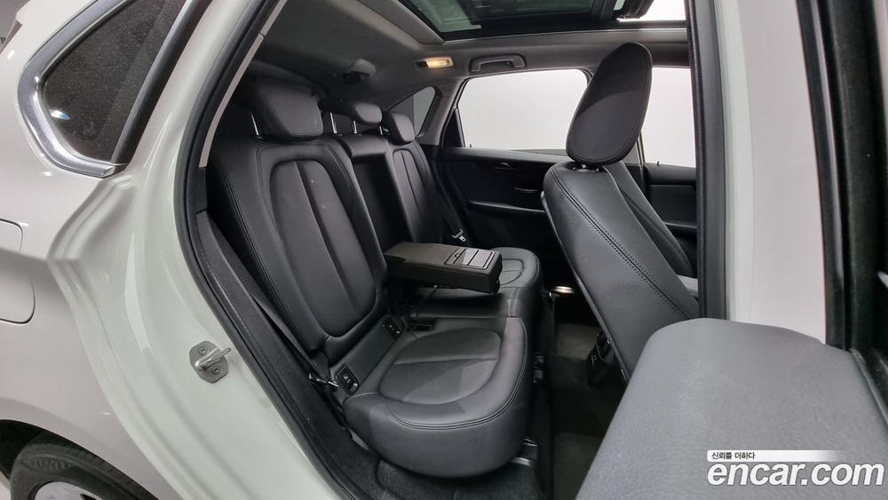 BMW 2 Series Active Tourer (F45) Advantage (12.2020)