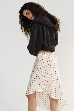 ZARA АТЛАСНАЯ ЮБКА АСИММЕТРИЧНОГО КРОЯ В ГОРОШЕК, ЭКРЮ/ЧЕРНЫЙ