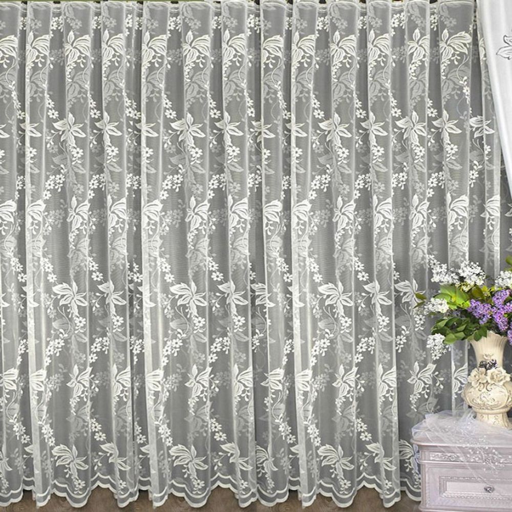 Занавеска "Ф. МЕНУЭТ" на шторной ленте, цвет кремовый, Польша.