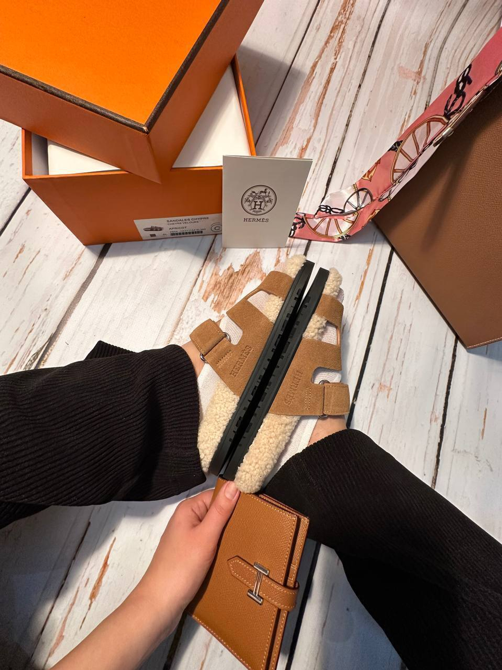 Шлепанцы Hermes, арт. 469023096