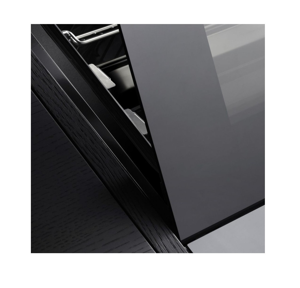 Паровой шкаф V-ZUG CombairSteamer V6000 60 черное стекло CS6T-23038