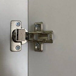 Ремкомплект для мебели. Ремонт мебельных петель