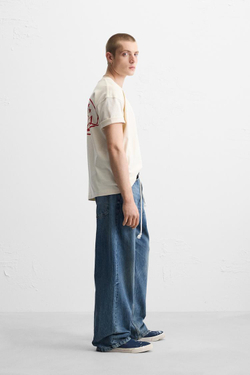 ZARA ФУТБОЛКА С КОНТРАСТНЫМ ПРИНТОМ, ПЕСОЧНЫЙ