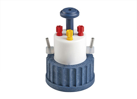 Защитная крышка с задвижками Caps SCAT Europe GmbH