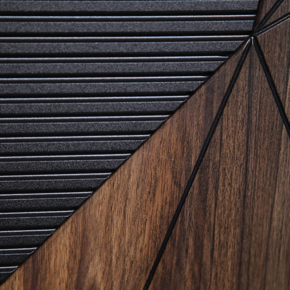 Стальная дверь "Сапсан" с зеркалом (адаптивная замковая часть)