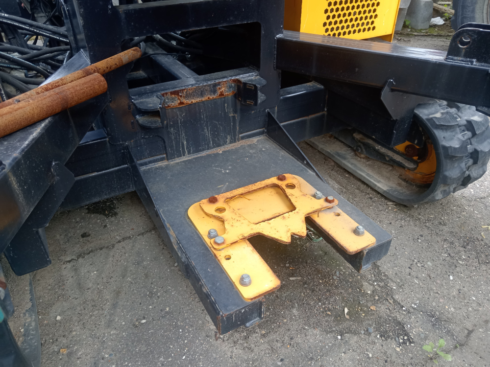 BAUMATIK 300 Pro Сваебойная установка 300 Pro (Дизельный, 2,2 л, 56 л.с., МТ)