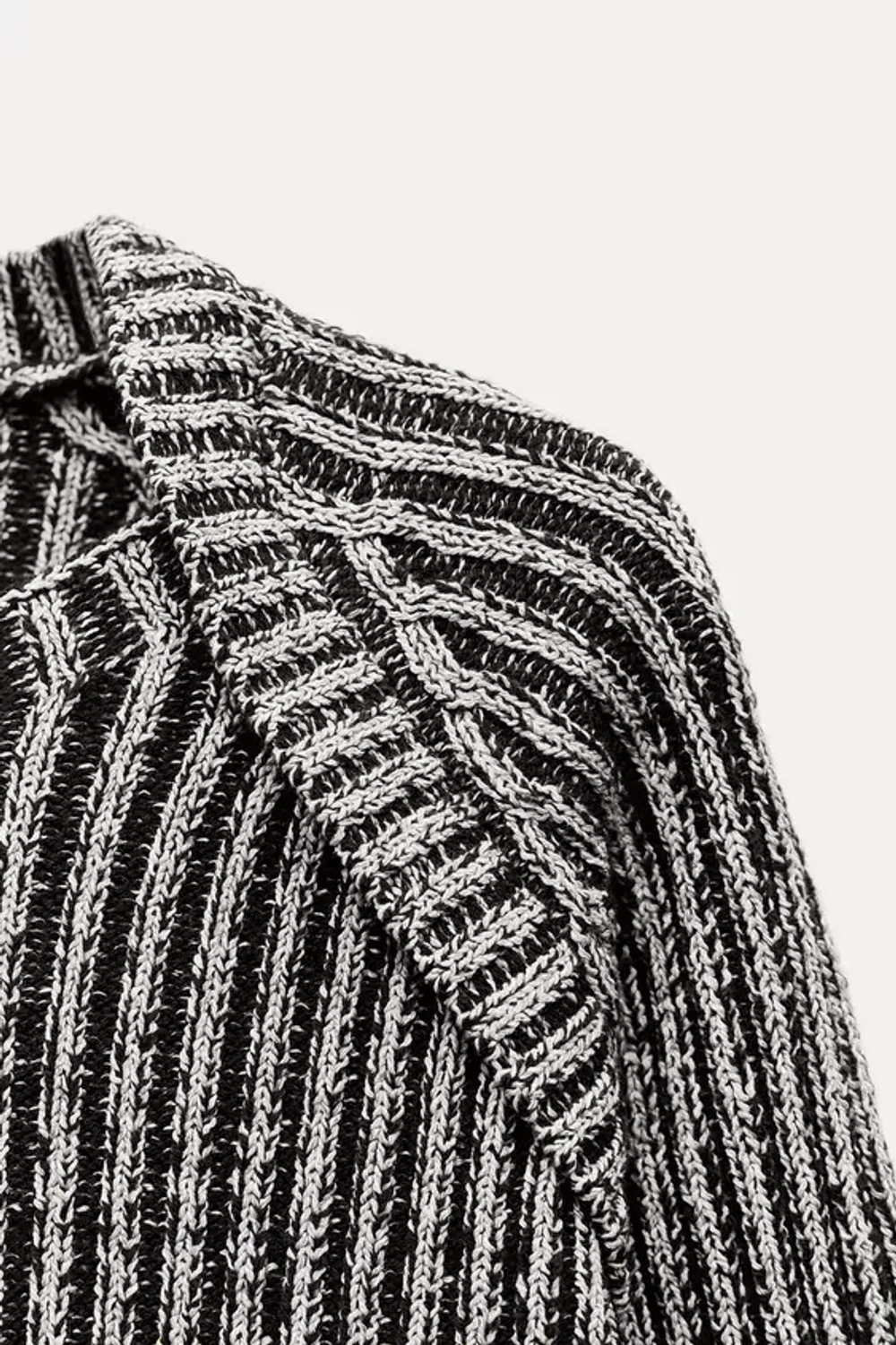 ZARA УКОРОЧЕННЫЙ СВИТЕР В РУБЧИК, СИНИЙ/ИНДИГО