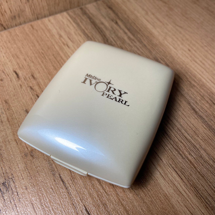 Пудра для лица Mistine Ivory Pearl минеральная тон S2 SPF 30 PA++ 10 г