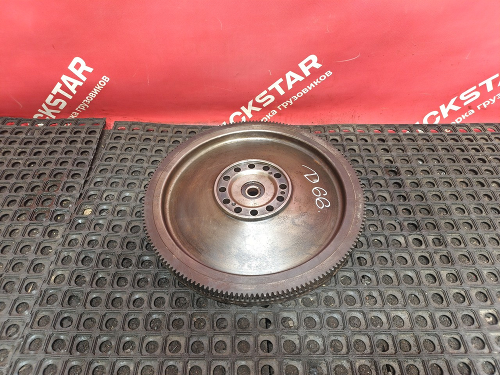 Маховик двигателя