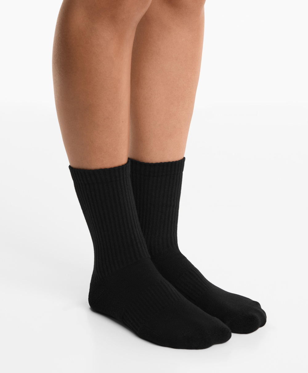 OYSHO Набор из трех пар классических спортивных носков из хлопковой смеси, черный