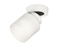 Ambrella Комплект накладного поворотного светильника с акрилом GX53 Споты XM8101021