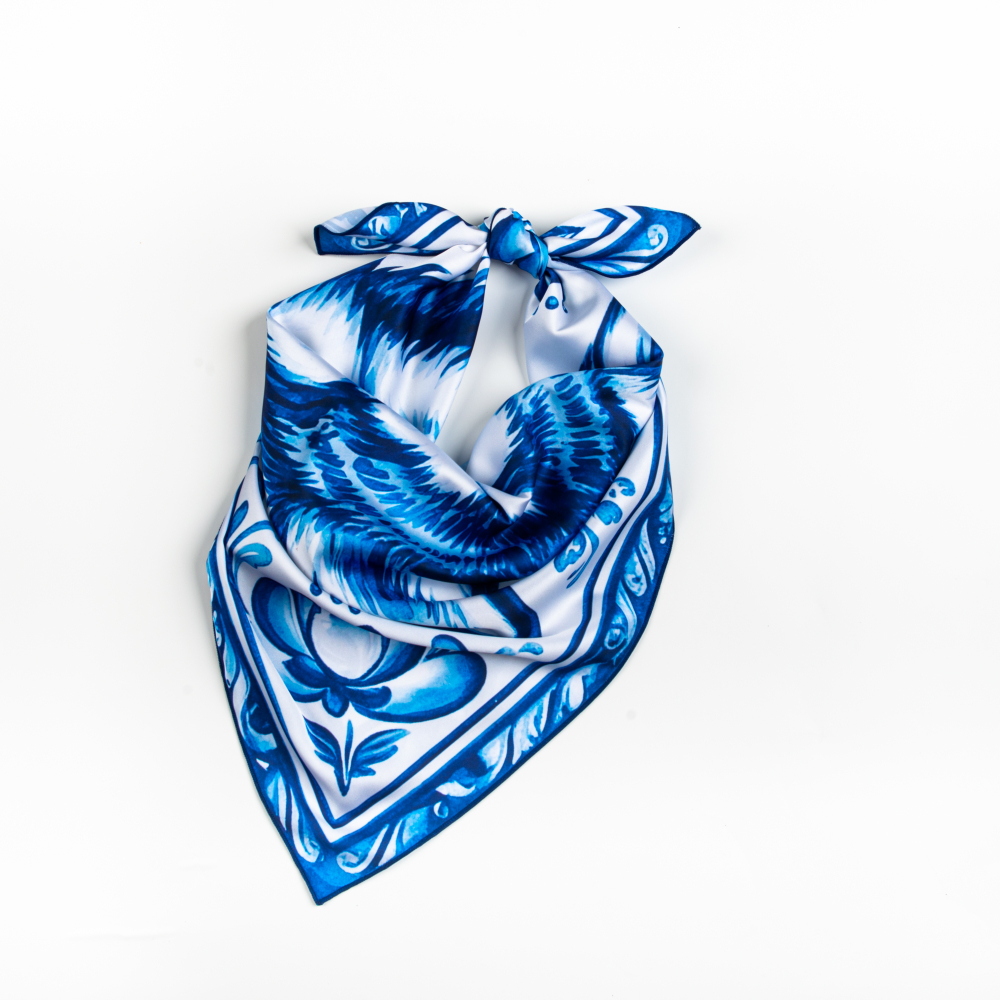 Шейный платок «Хаски (гжель)», 70×70 см