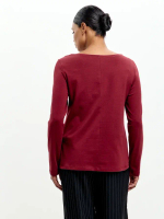 лонгслив дизайнерский с вырезом