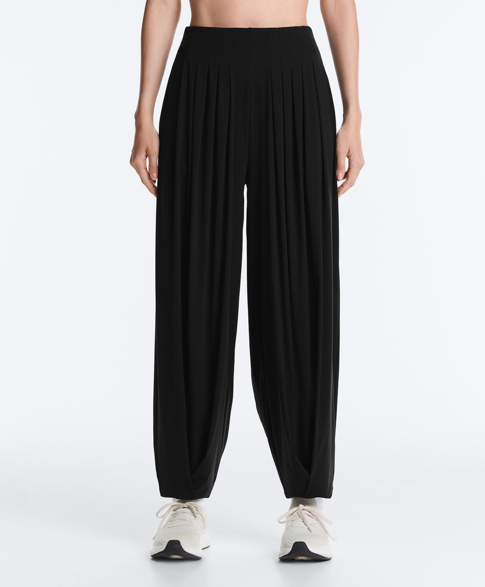 Oysho Длинные брюки-блумеры Light Touch, черный