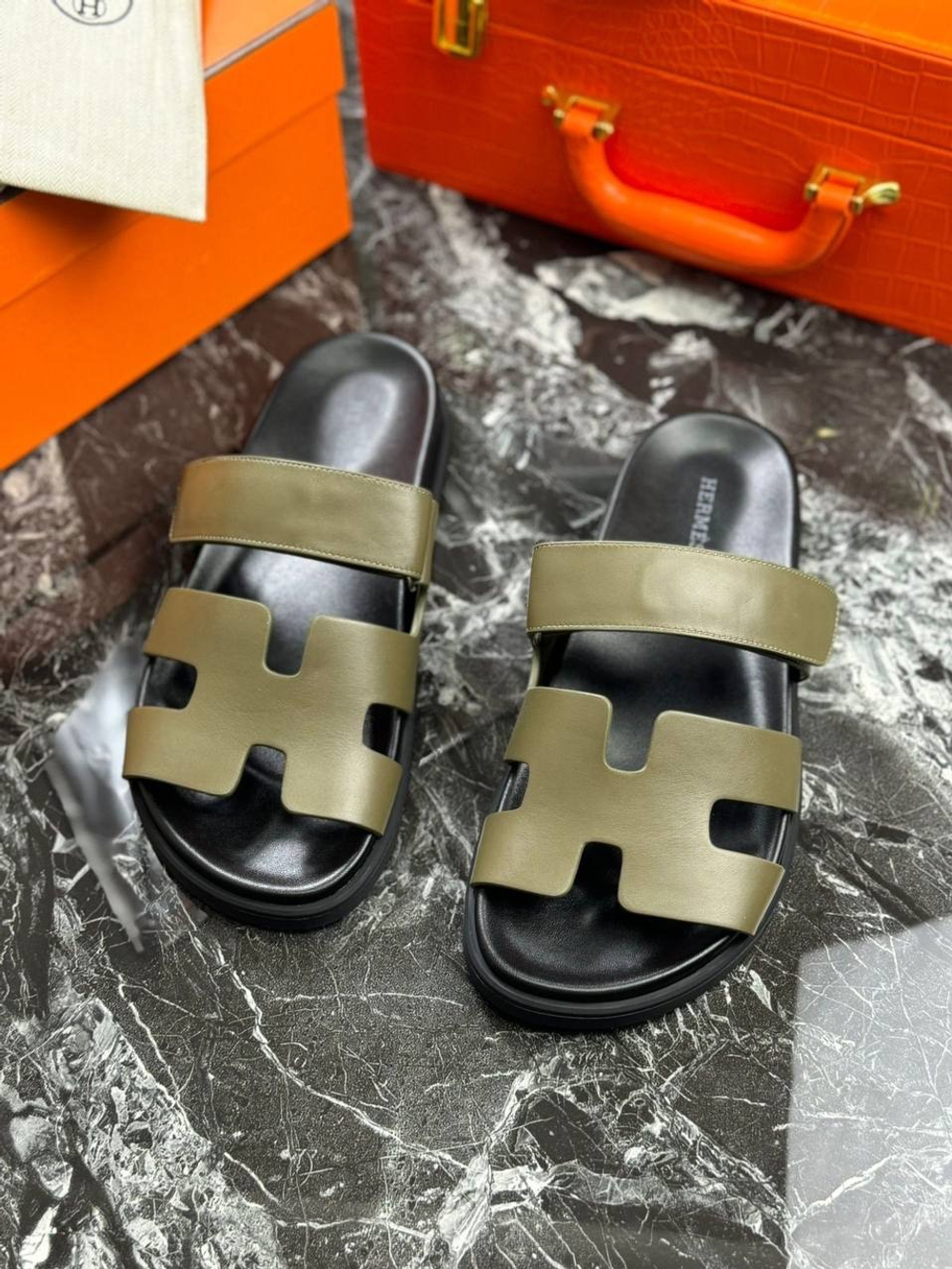 Шлепанцы Hermes