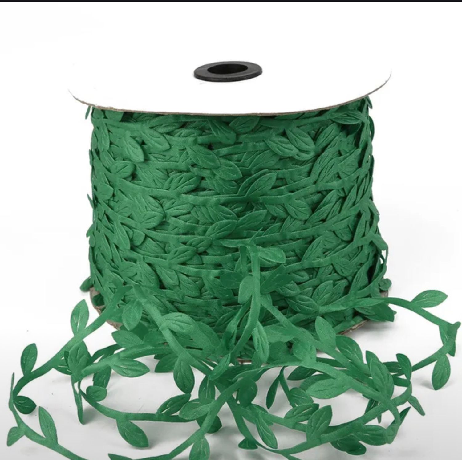 Искусственные шелковые ленты-листья, 3см , цвет зеленый 5метров