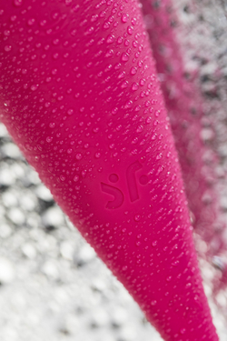 Точечный вибратор с вакуумной стимуляцией Satisfyer Twirling Pro Connect App, силикон, красный, 20см