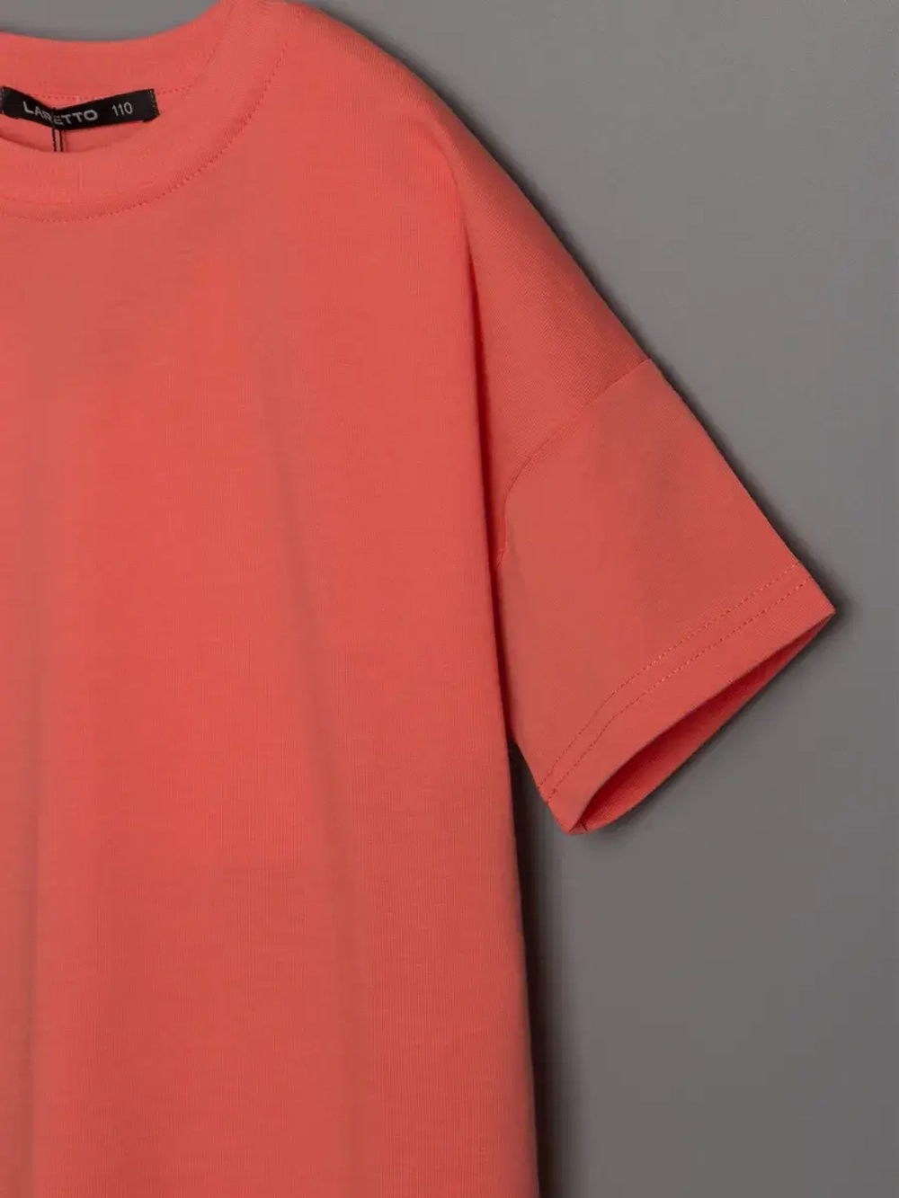 Футболка для девочки в школу